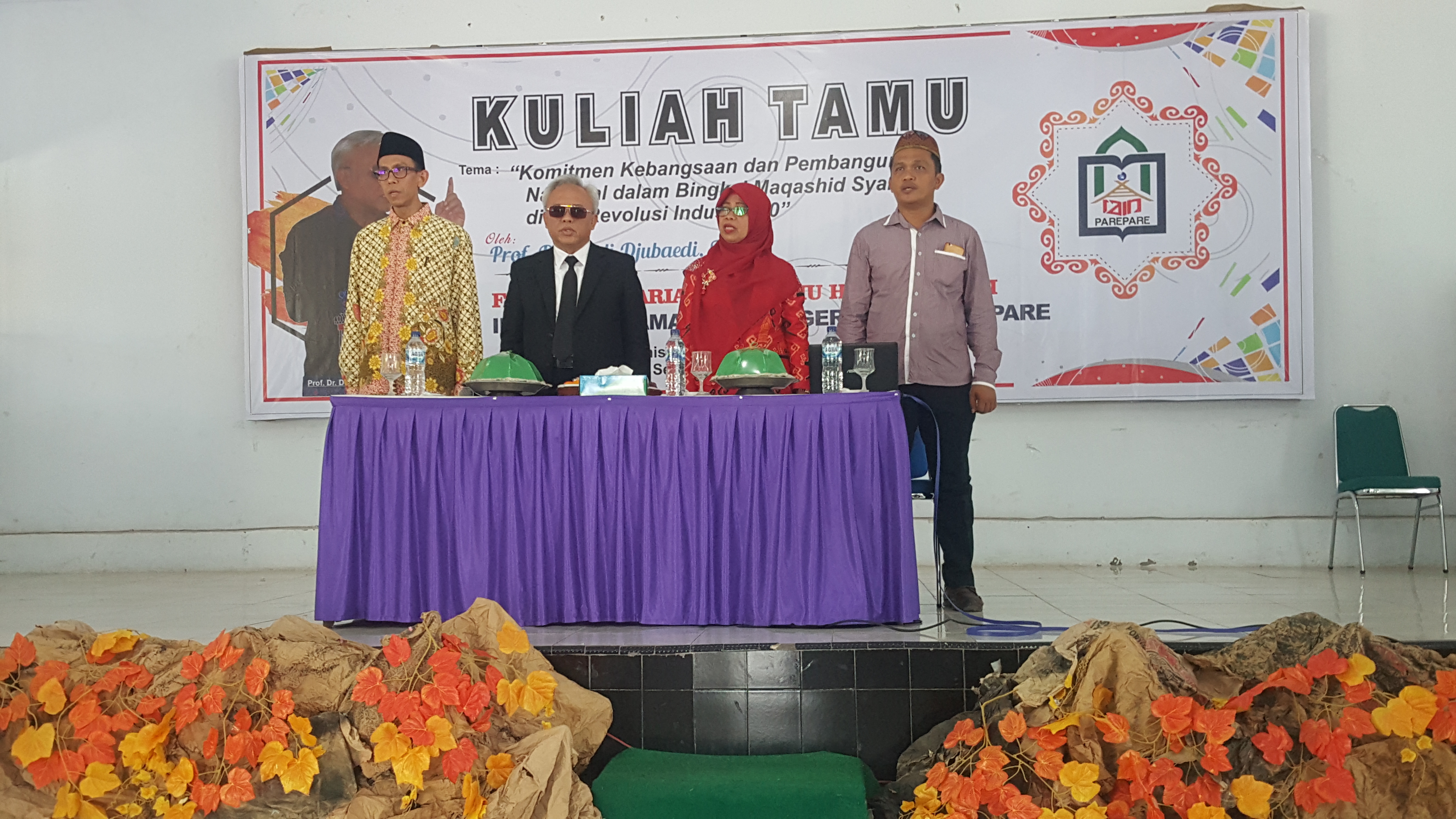 Prof. Dedi Djubaidi Ajak Mahasiswa Berpikir Out of the Box