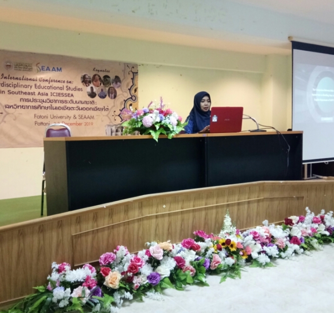 Ketua Prodi PBI Jadi Keynote Speaker di Fatoni University Thailand