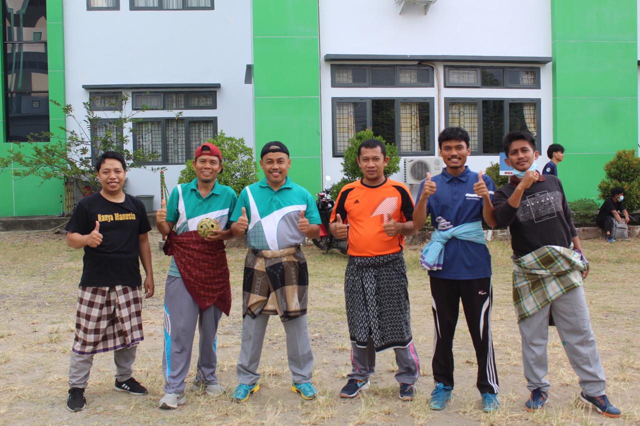 Tarbiyah Award Tampilkan Permainan Tradisional ma’cangke dan ma’raga Tarbiyah Award Tampilkan Permainan Tradisional ma’cangke dan ma’raga