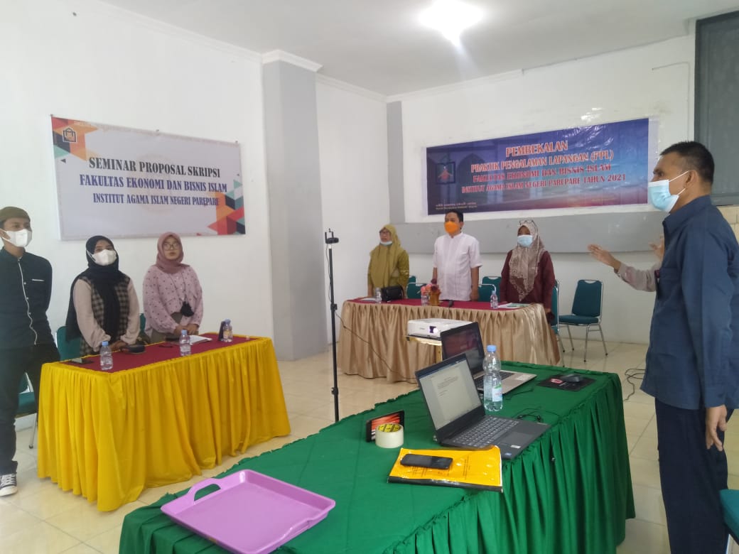 Pembekalan PPL, Dekan FEBI Harap Mahasiswa Adaptasi Dunia Kerja Pembekalan PPL, Dekan FEBI Harap Mahasiswa Adaptasi Dunia Kerja
