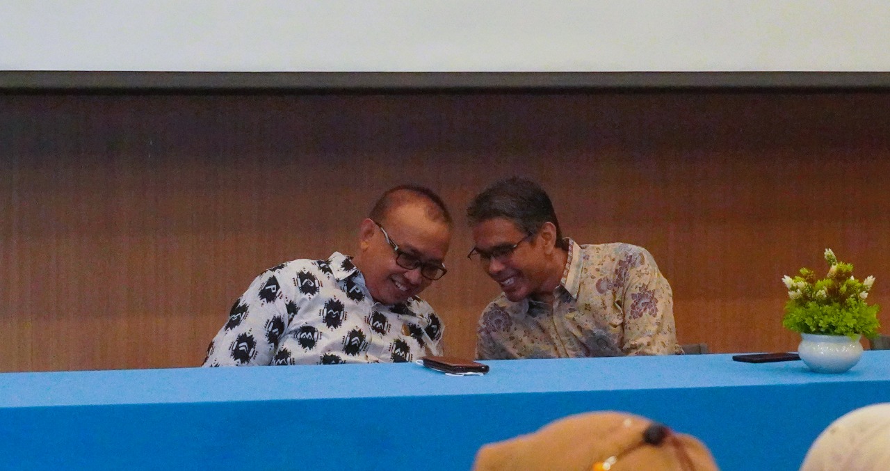Dua Rektor Teken MoU, Komitmen Laksanakan Program Pengembangan Kelembagaan Dua Rektor Teken MoU, Komitmen Laksanakan Program Pengembangan Kelembagaan