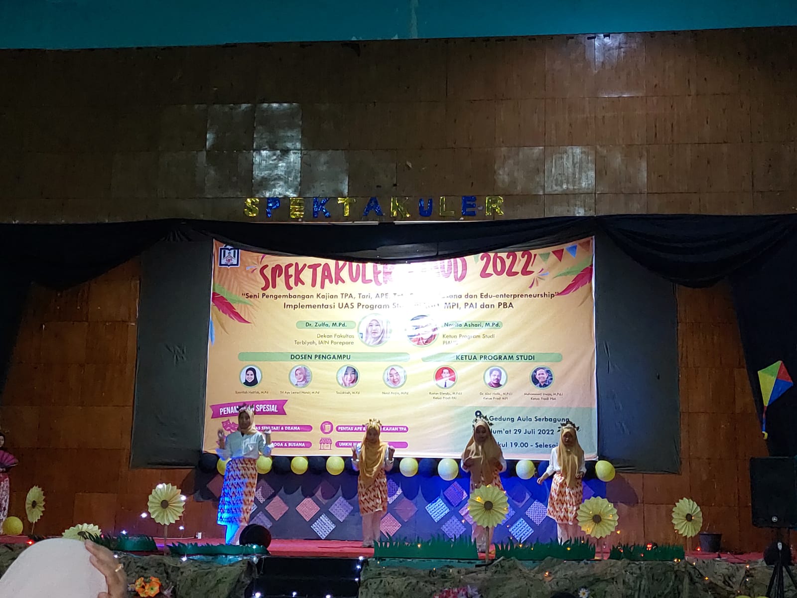 Tingkatkan Inovasi dan Kreativitas Mahasiswa, Prodi PIAUD Gelar Spektakuler 2022
