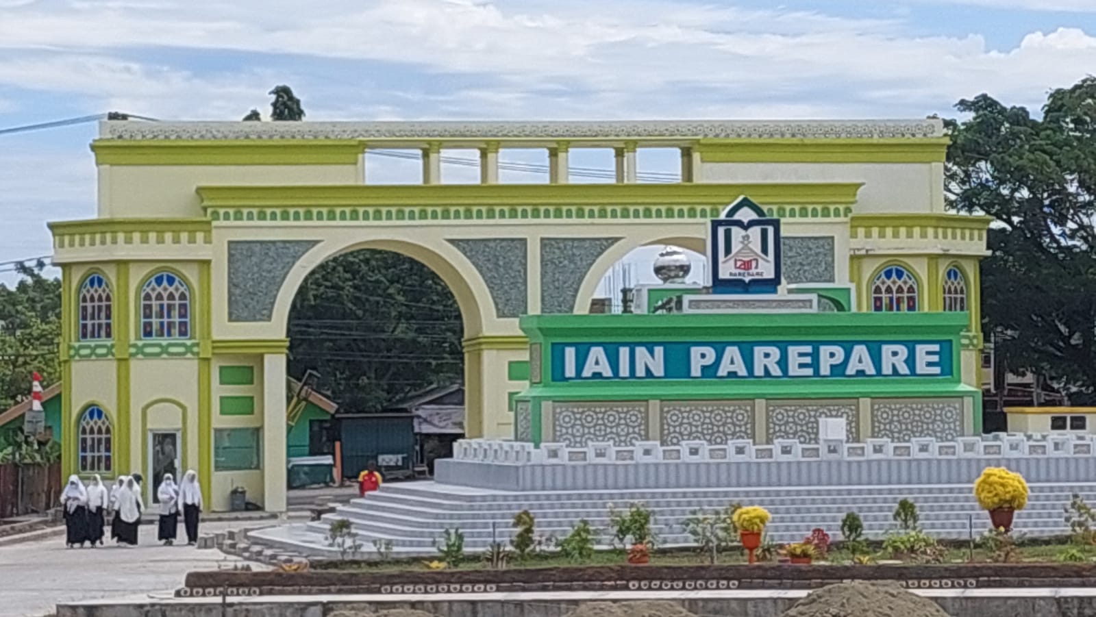 IAIN Parepare Raih Peringkat 1 PTKIN Se-Sulselbar versi Webometrics IAIN Parepare Raih Peringkat 1 PTKIN Se-Sulselbar versi Webometrics