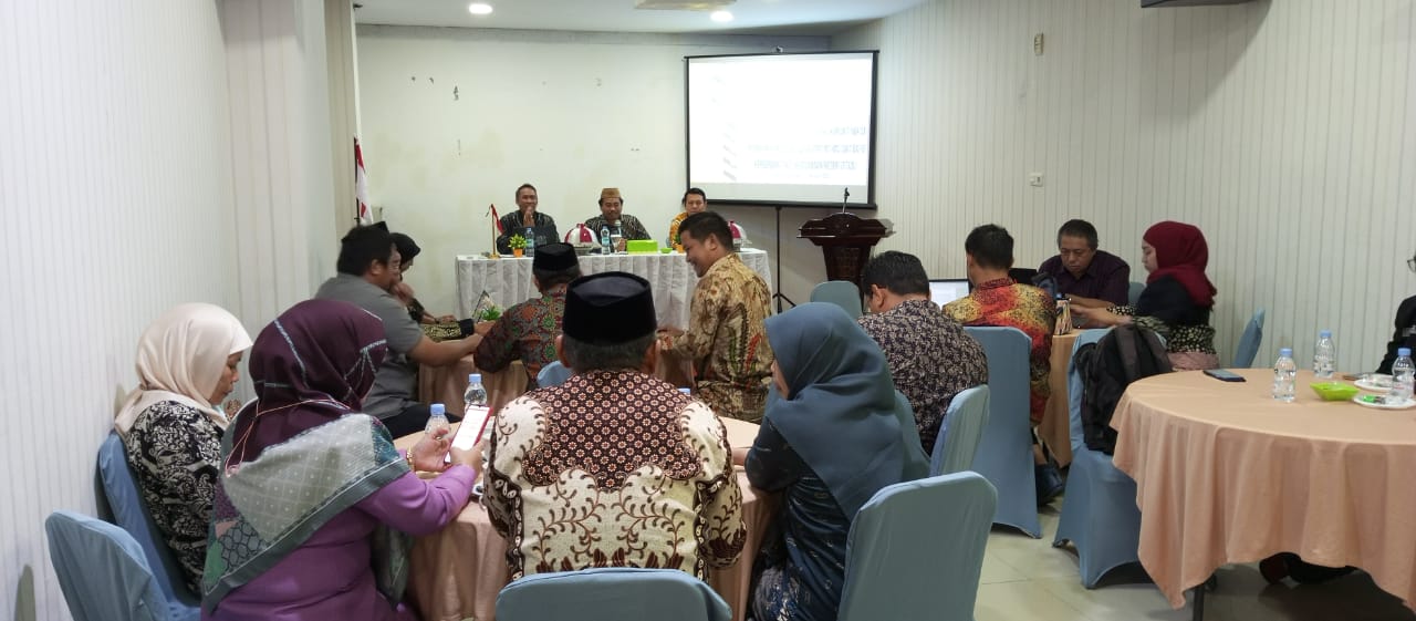 Bahas Indeks Moderasi Beragama Mahasiswa Baru PTKIN, Balitbang Agama Makassar Gelar FGD dengan IAIN Parepare