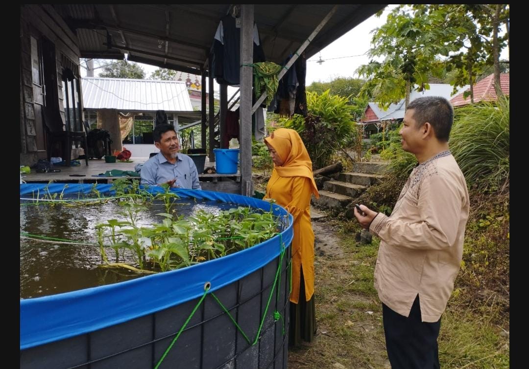 Panitia Pengabdian Masyarakat Berbasis Madrasah Survei ke Pesantren Zubdatul Ashar Panitia Pengabdian Masyarakat Berbasis Madrasah Survei ke Pesantren Zubdatul Ashar
